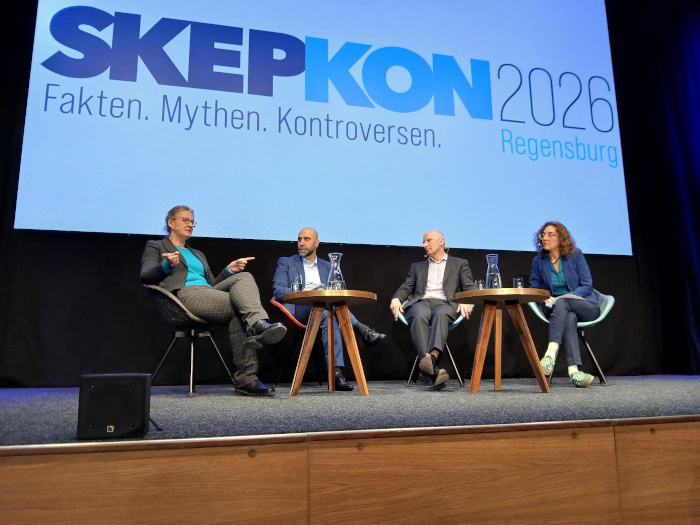 Blog20260601Skepkon2